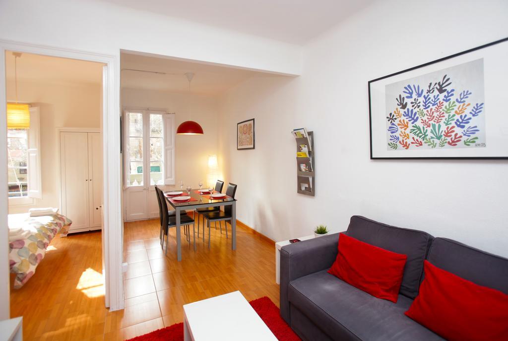 Gaudi Sagrada Familia Appartement Barcelona Buitenkant foto
