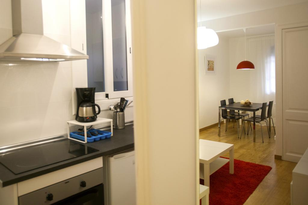 Gaudi Sagrada Familia Appartement Barcelona Buitenkant foto