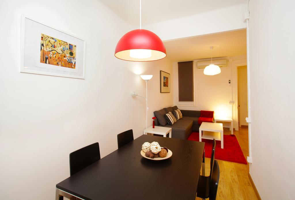 Gaudi Sagrada Familia Appartement Barcelona Buitenkant foto
