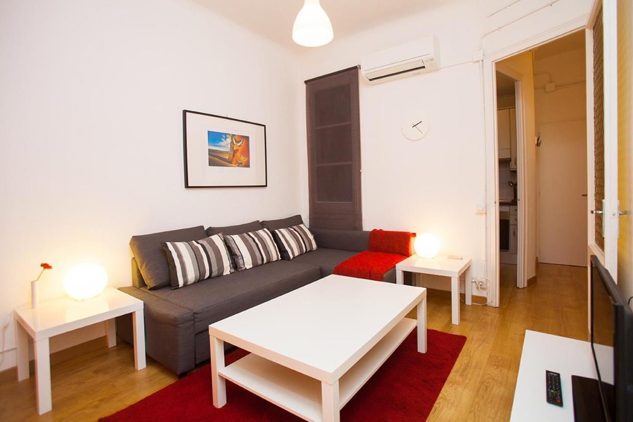 Gaudi Sagrada Familia Appartement Barcelona Buitenkant foto