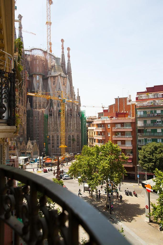 Gaudi Sagrada Familia Appartement Barcelona Buitenkant foto