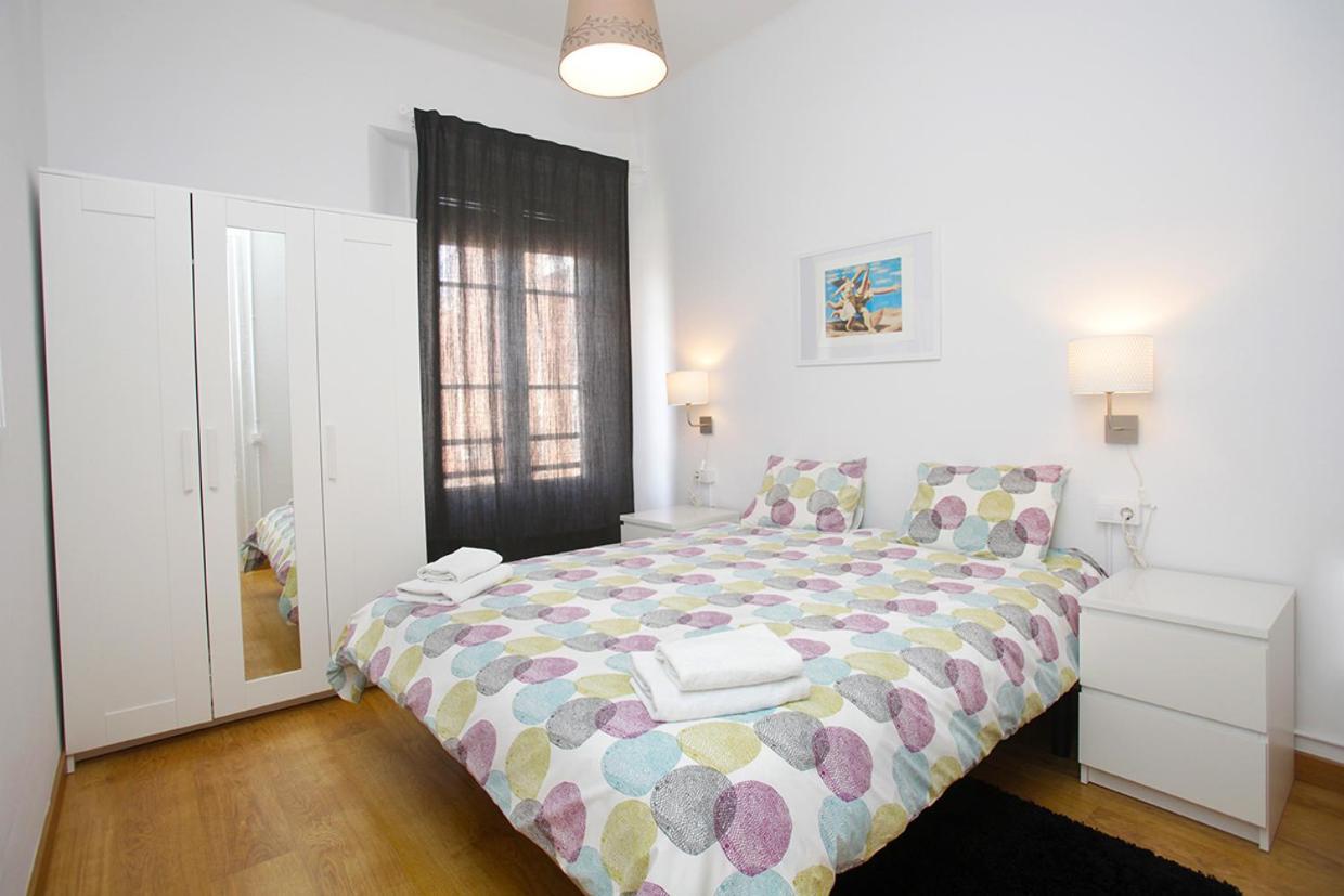 Gaudi Sagrada Familia Appartement Barcelona Buitenkant foto